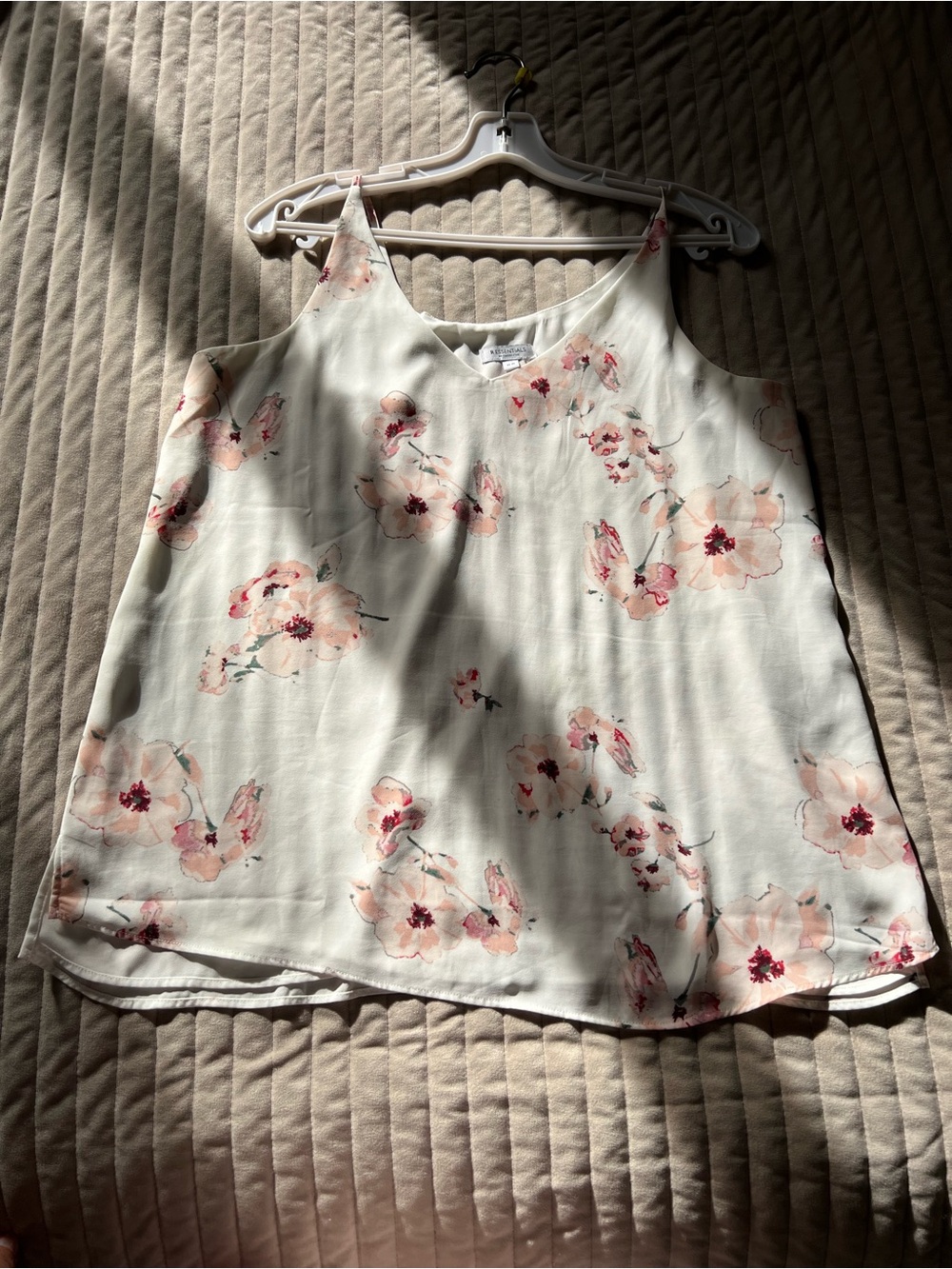 REITMANS R Essentials Floral Cami Top - Medium - - Picture 3 of 6